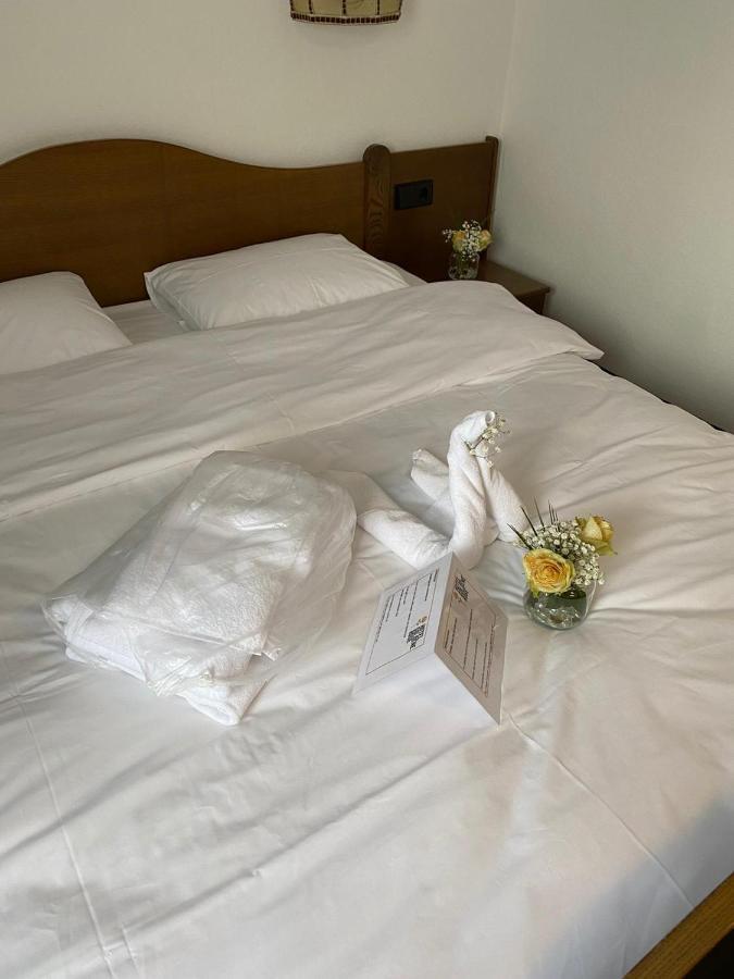 Hotel Goldene Rose Ebersbach an der Fils Eksteriør bilde