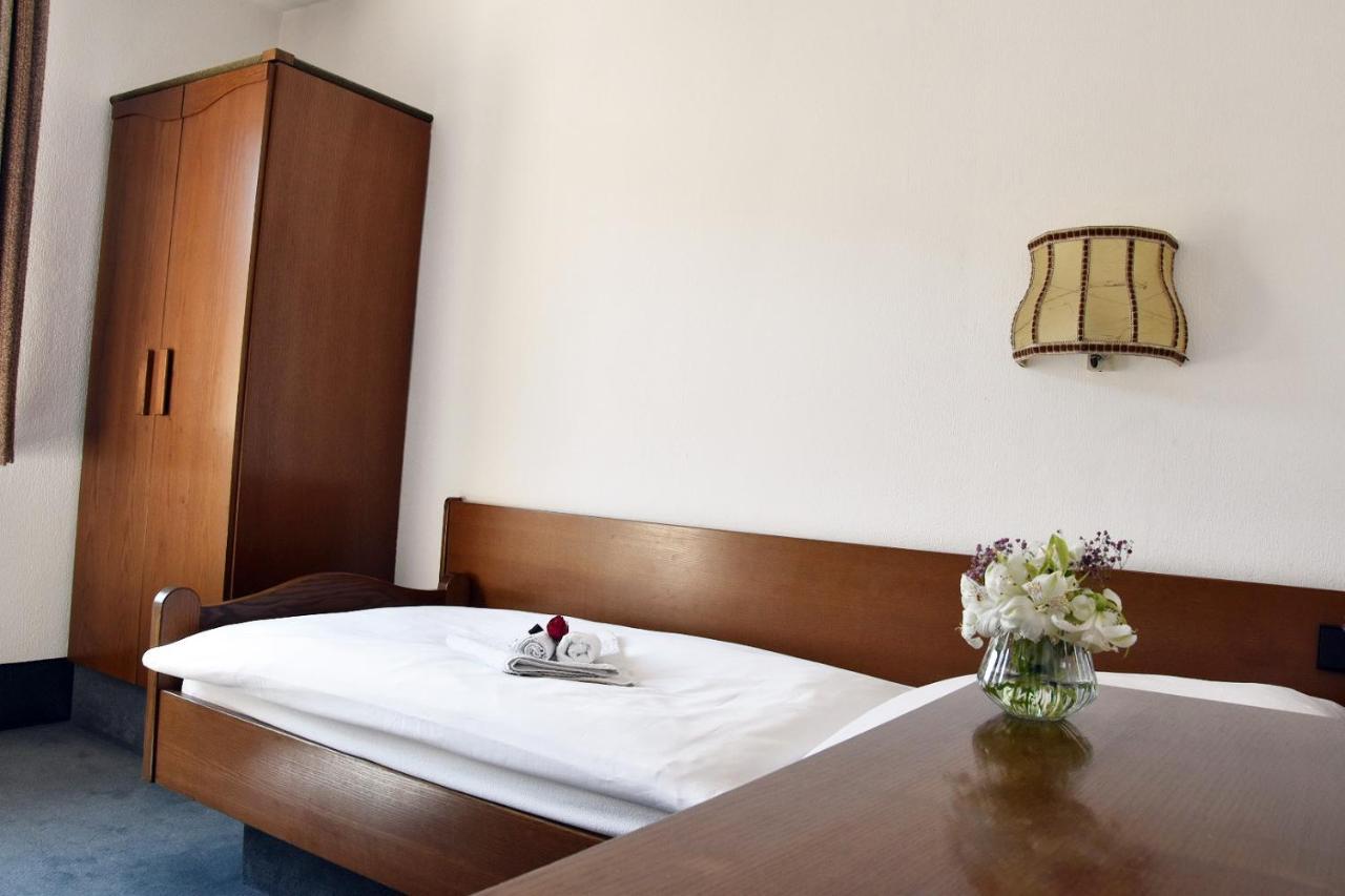Hotel Goldene Rose Ebersbach an der Fils Eksteriør bilde