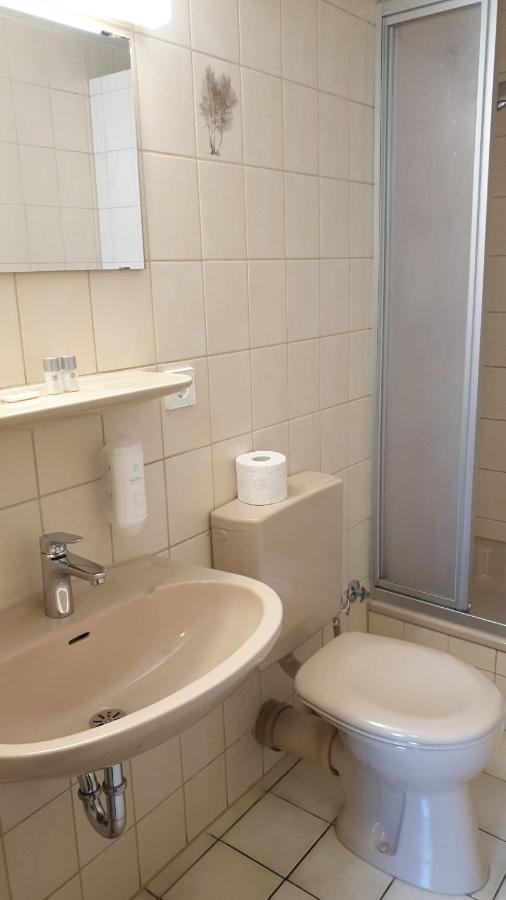 Hotel Goldene Rose Ebersbach an der Fils Eksteriør bilde