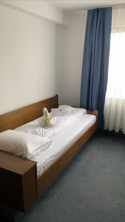 Hotel Goldene Rose Ebersbach an der Fils Eksteriør bilde